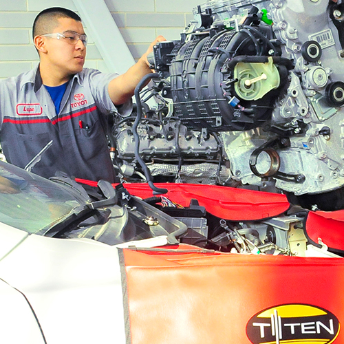 Forklift Operations Advanced Automotive Service Technology TOYOTA TTEN - Forklift Operations